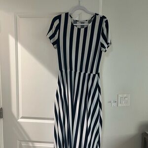 Nice soft long dress, good material